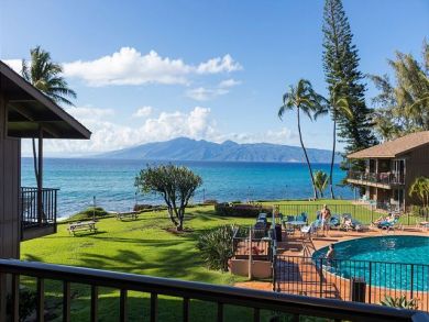 Lahaina  Vacation Condo Rental On Beach Sleeps Six